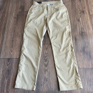 NWOT Under Armour golf stretch performance nylon khaki pants 32x30 actual 30”